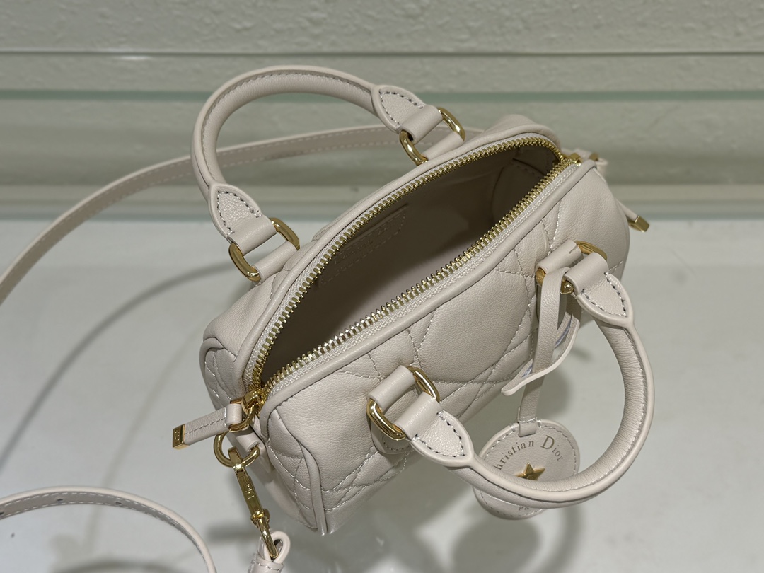 Dior Groove 17 Mini Bag White Macrocannage Calfskin